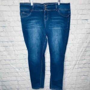 Wannabettabutt Blue Jeans 